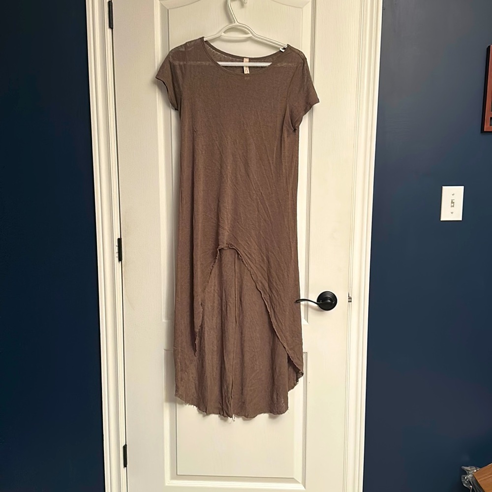 Wasabi + Mint high low shirt in olive green